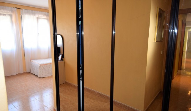 Resale - Villa - Torrevieja - Aguas Nuevas