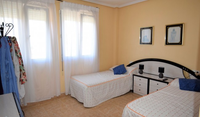 Resale - Villa - Torrevieja - Aguas Nuevas