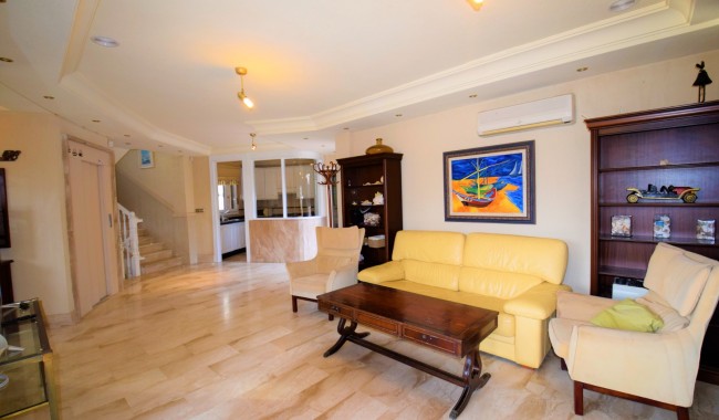 Begagnad - Villa - Guardamar - Urb. El Moncayo