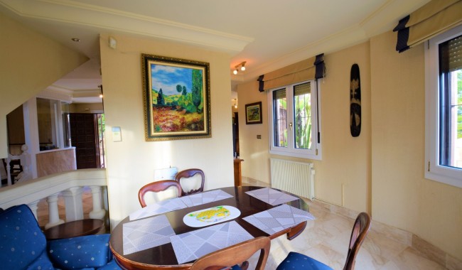 Begagnad - Villa - Guardamar - Urb. El Moncayo