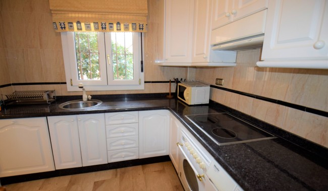 Begagnad - Villa - Guardamar - Urb. El Moncayo