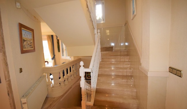Begagnad - Villa - Guardamar - Urb. El Moncayo