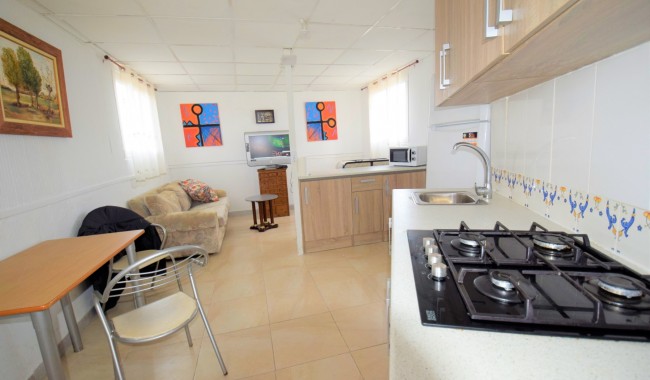 Begagnad - Villa - Guardamar - Urb. El Moncayo