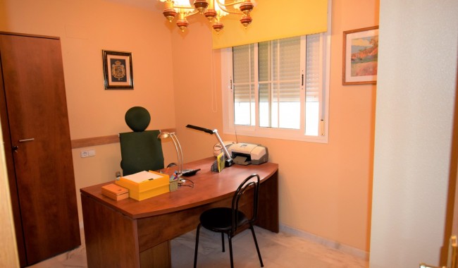 Resale - Apartment - Guardamar - Town Guardamar