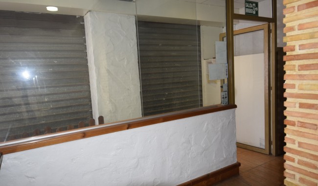 Segunda mano - Local comercial - Guardamar - Guardamar del Segura