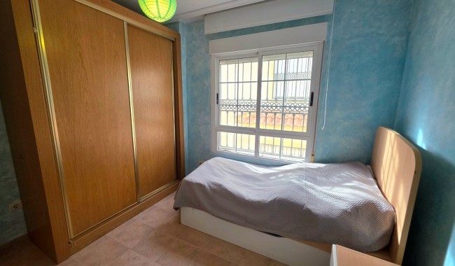 Begagnad - Radhus - Guardamar - Urb. Los Altos de Eden