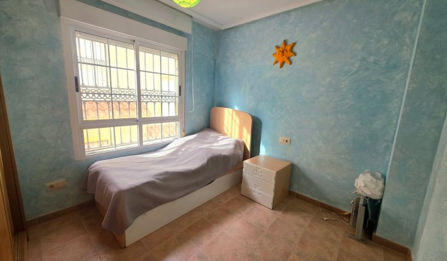 Begagnad - Radhus - Guardamar - Urb. Los Altos de Eden