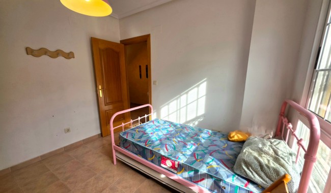 Begagnad - Radhus - Guardamar - Urb. Los Altos de Eden