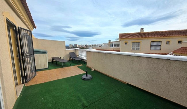 Begagnad - Radhus - Guardamar - Urb. Los Altos de Eden