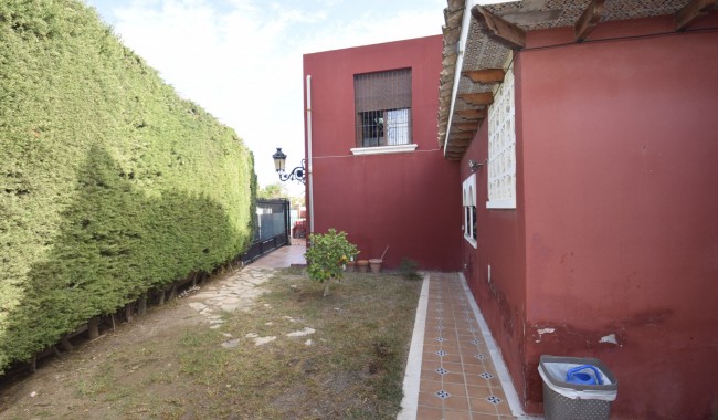 Resale - Villa - Torrevieja - Torrevieja town