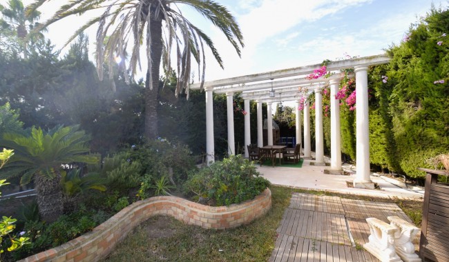 Resale - Villa - Torrevieja - Torrevieja town