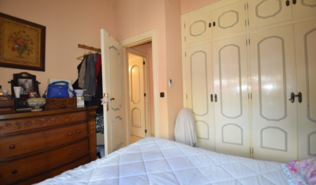 Resale - Villa - Torrevieja - Torrevieja town