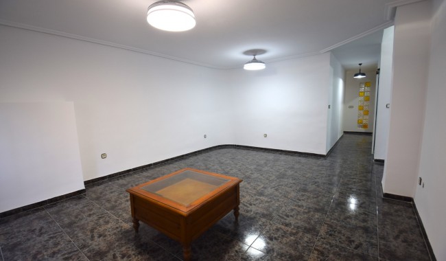 Sprzedaż - Apartament - Guardamar - Pueblo