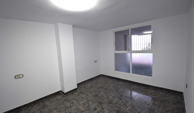 Sprzedaż - Apartament - Guardamar - Pueblo