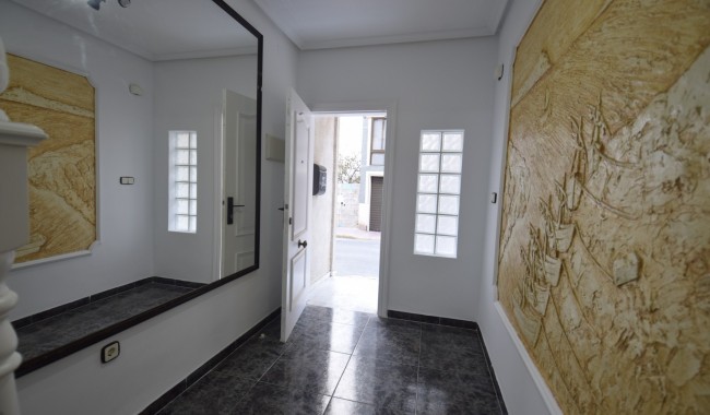 Sprzedaż - Apartament - Guardamar - Pueblo