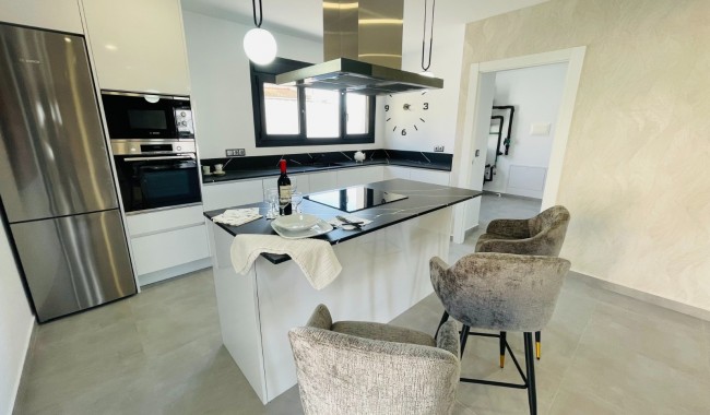 Segunda mano - Villa - Torrevieja - Aguas Nuevas