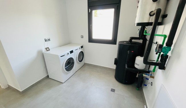 Segunda mano - Villa - Torrevieja - Aguas Nuevas