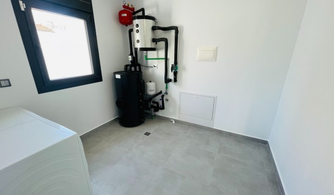 Segunda mano - Villa - Torrevieja - Aguas Nuevas