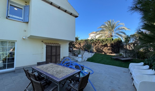 Segunda mano - Villa - Orihuela Costa - La Zenia