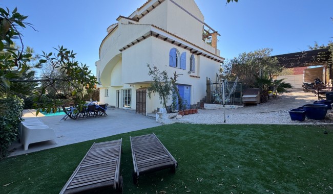 Segunda mano - Villa - Orihuela Costa - La Zenia