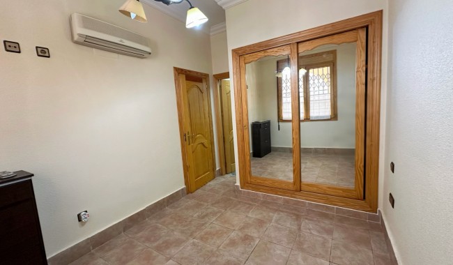 Sprzedaż - Apartament - Guardamar - CENTRO