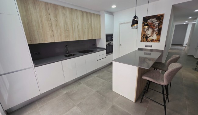 Segunda mano - Apartamento - Torrevieja - Puerto