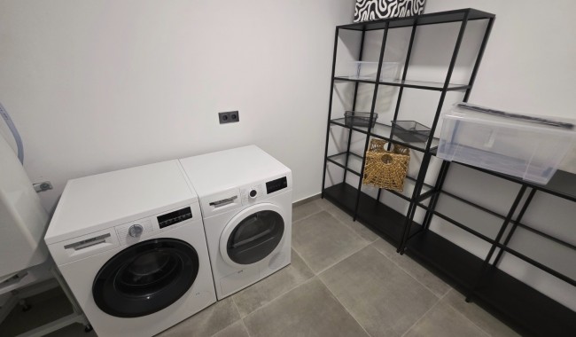 Segunda mano - Apartamento - Torrevieja - Puerto