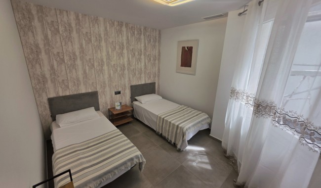Segunda mano - Apartamento - Torrevieja - Puerto