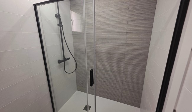 Segunda mano - Apartamento - Torrevieja - Puerto