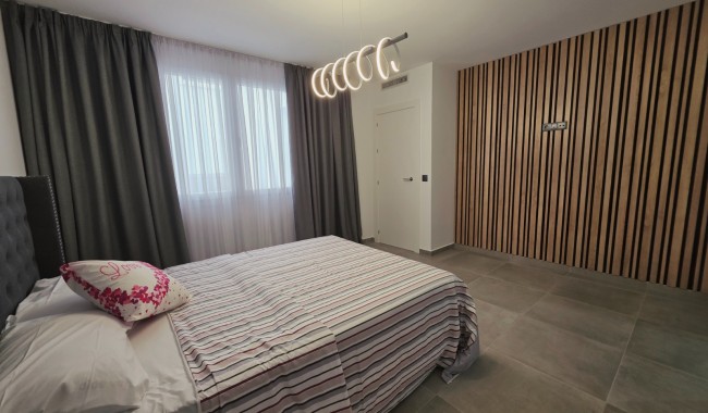 Segunda mano - Apartamento - Torrevieja - Puerto