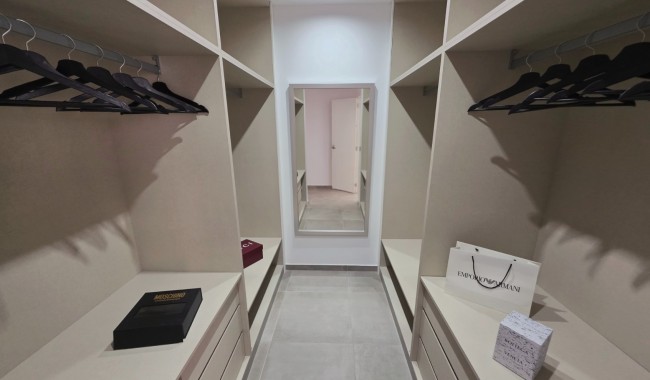 Segunda mano - Apartamento - Torrevieja - Puerto
