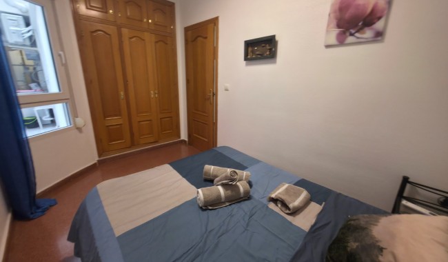 Sprzedaż - Apartament - Torrevieja - Paseo maritimo