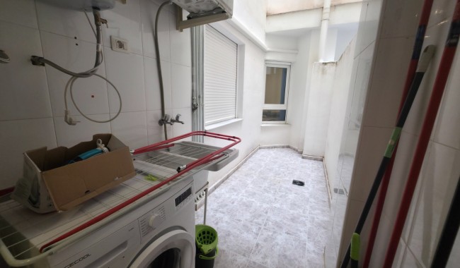 Sprzedaż - Apartament - Torrevieja - Paseo maritimo