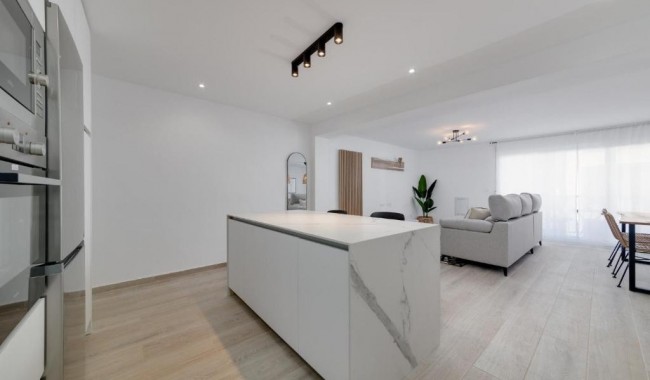 Sprzedaż - Apartament - Torrevieja - Playa del cura