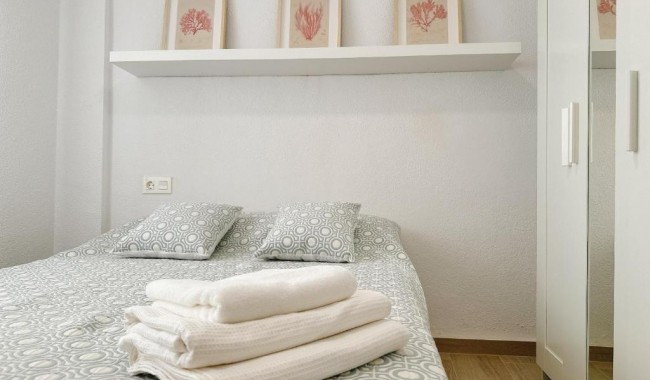 Sprzedaż - Apartament - Torrevieja - Playa del cura
