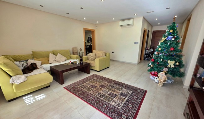 Resale - Villa - Torrevieja - Cabo Cervera