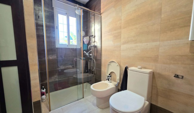 Resale - Villa - Torrevieja - Cabo Cervera
