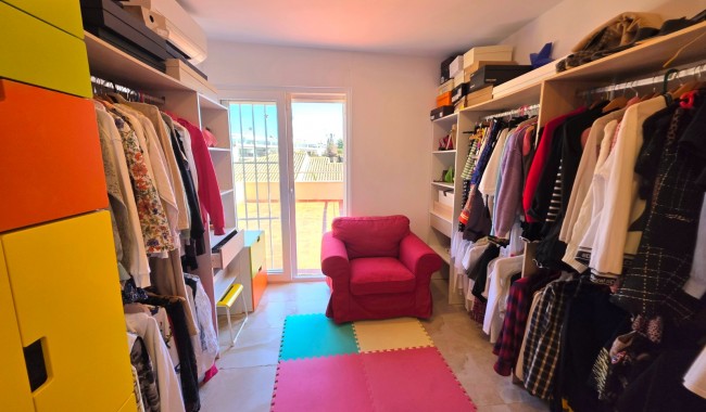 Resale - Villa - Torrevieja - Cabo Cervera