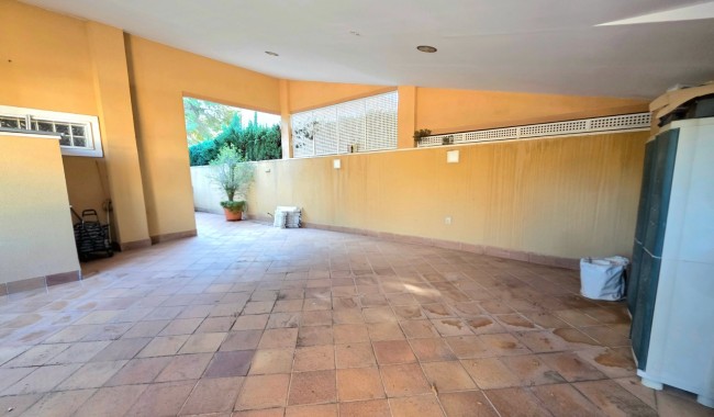 Resale - Villa - Torrevieja - Cabo Cervera
