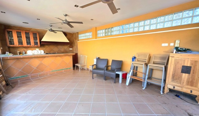 Resale - Villa - Torrevieja - Cabo Cervera