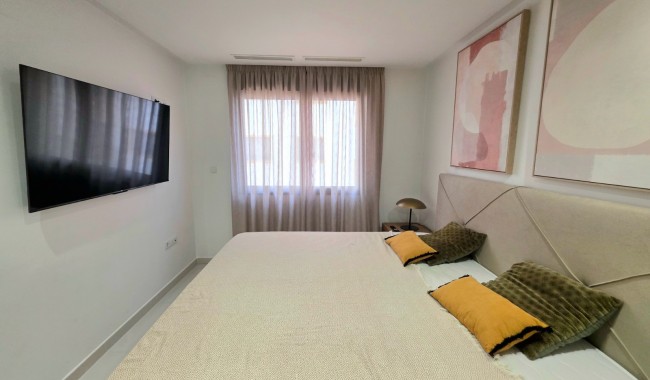 Resale - Apartment - Guardamar