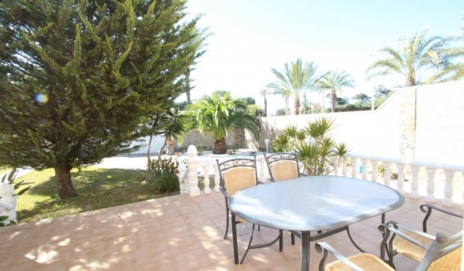 Brukt - Villa - Orihuela Costa - Cabo Roig