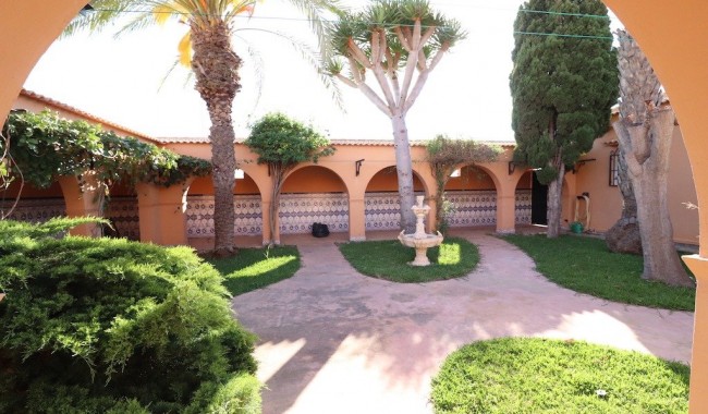 Sprzedaż - Willa - Torrevieja - El Chaparral