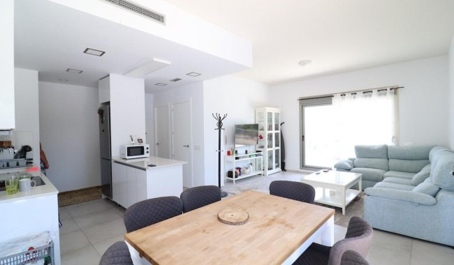 Resale - Villa - San Miguel de Salinas - Urbanizaciones