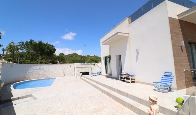 Resale - Villa - San Miguel de Salinas - Urbanizaciones