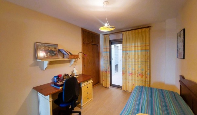 Segunda mano - Apartamento - Torrevieja - Playa de los locos