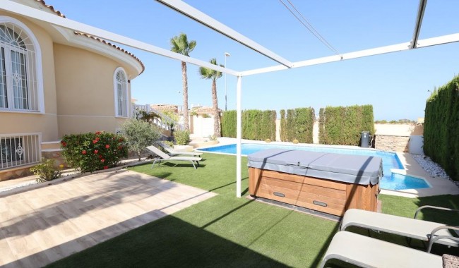Begagnad - Villa - Ciudad Quesada/Rojales - Doña Pepa