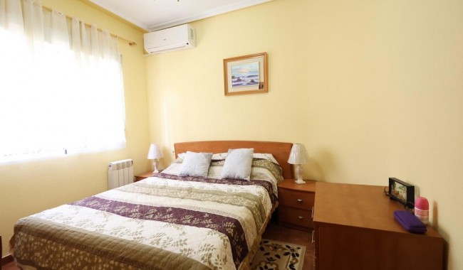 Brukt - Villa - Orihuela Costa - Playa Flamenca