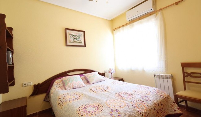 Brukt - Villa - Orihuela Costa - Playa Flamenca