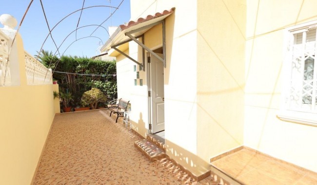 Brukt - Villa - Orihuela Costa - Playa Flamenca